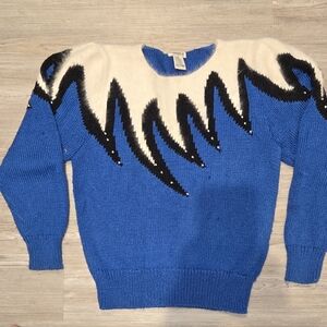 Vintage 1980s Blue and White Sweater W/Angora Accents